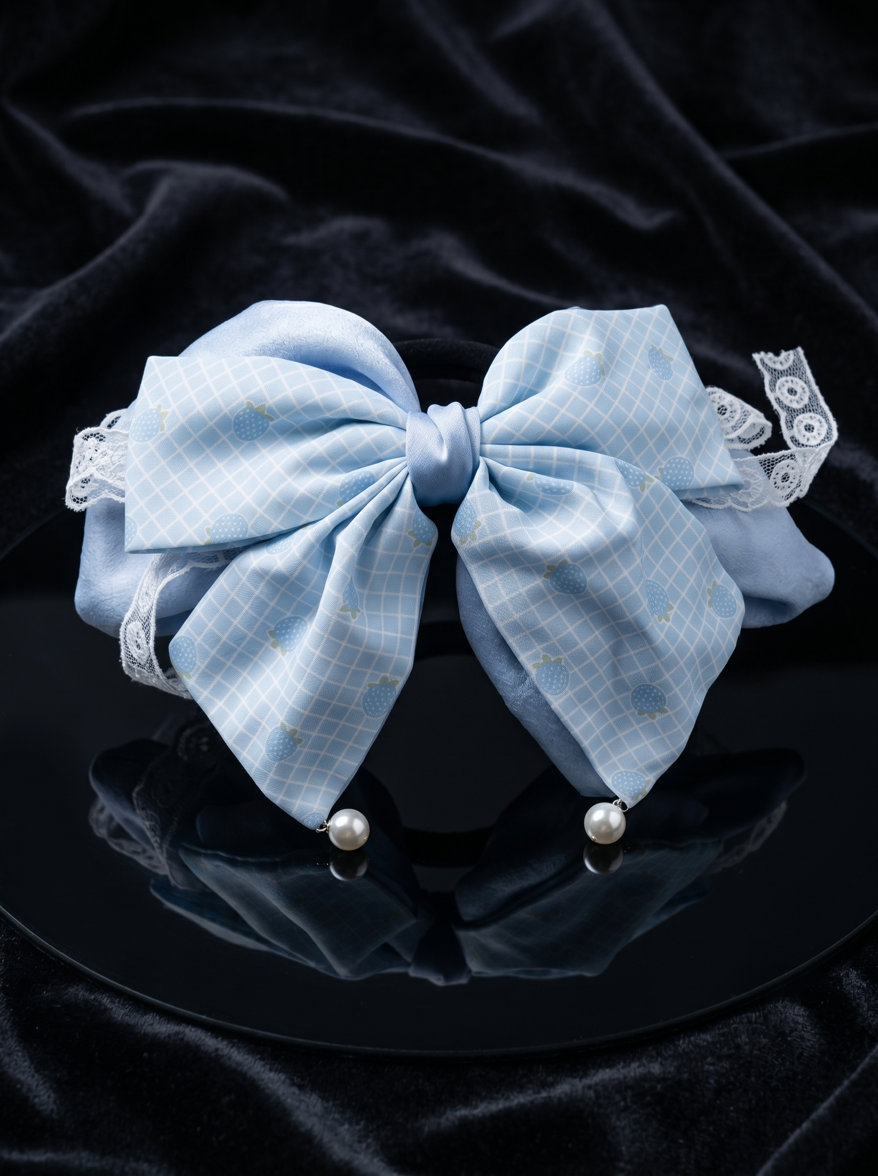 Skyberry Lace Bow Hair Clip