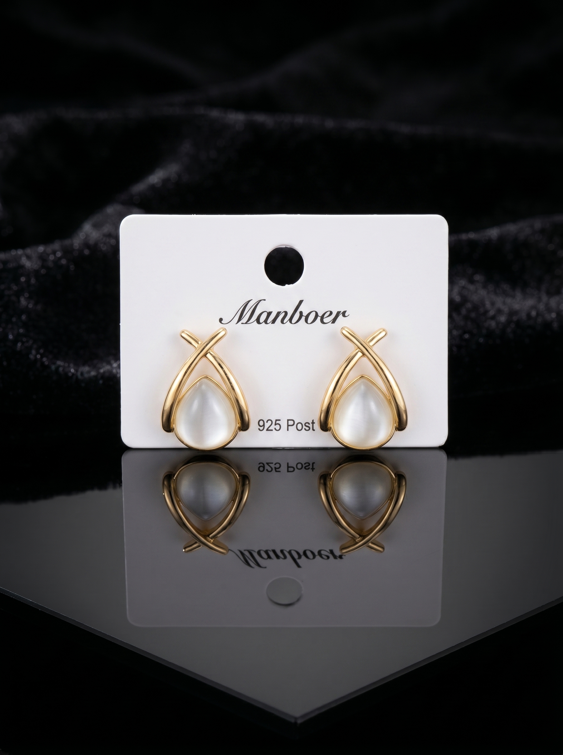 Manboer Teardrop Earrings